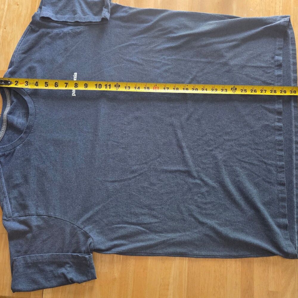 Patagonia Men's Responsibili-Tee Short Sleeve Navy Blue 2XL - Picture 8 of 8